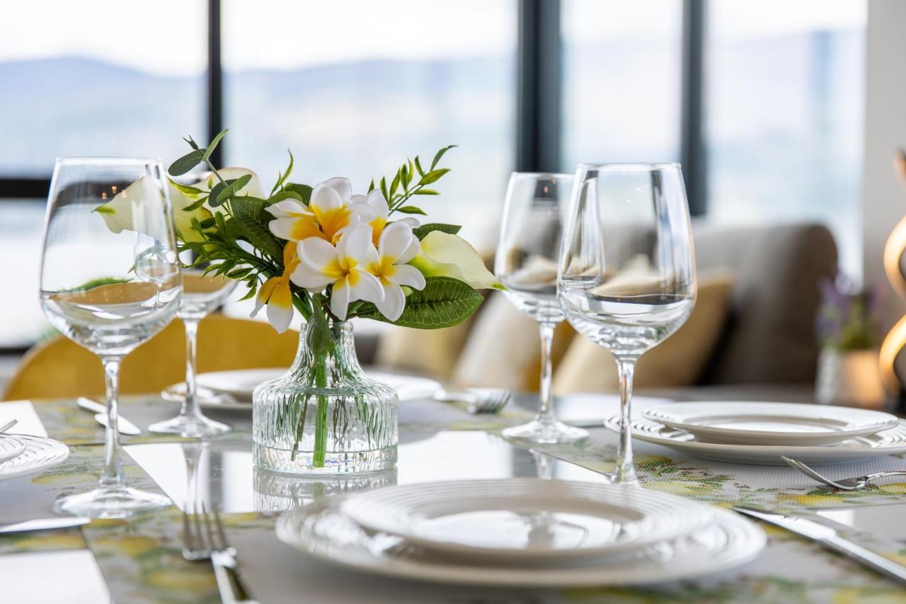 Brand New Luxury Downtown Near The Beach #16 Kelowna Kültér fotó